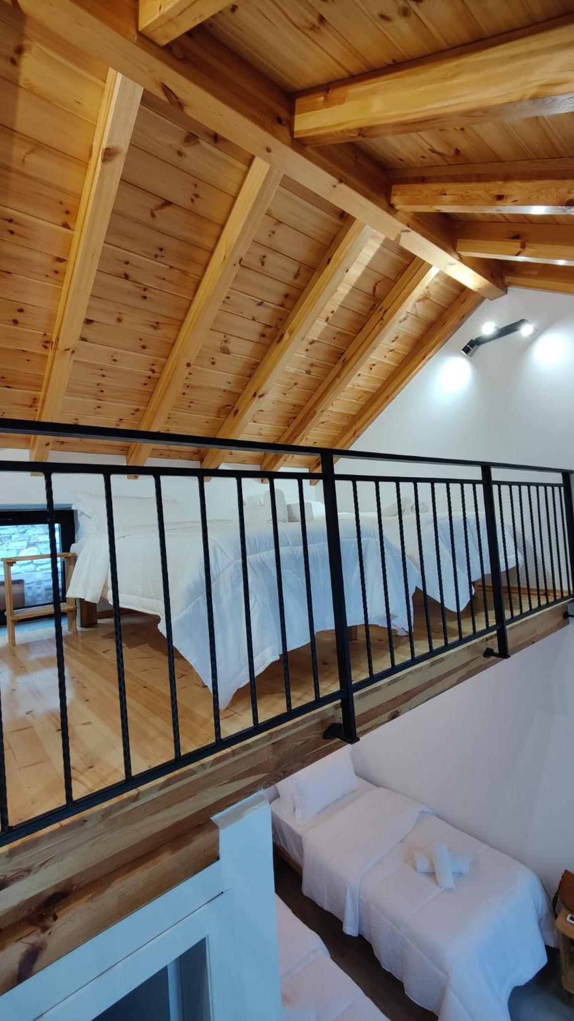 Gogo Moustache Guest House Përmet 외부 사진