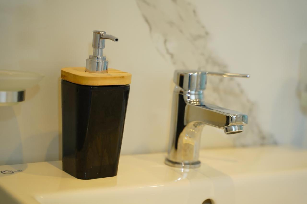 Gogo Moustache Guest House Përmet 외부 사진